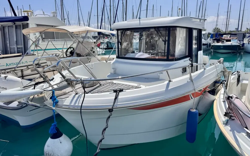 slider 0 Beneteau Barracuda 7