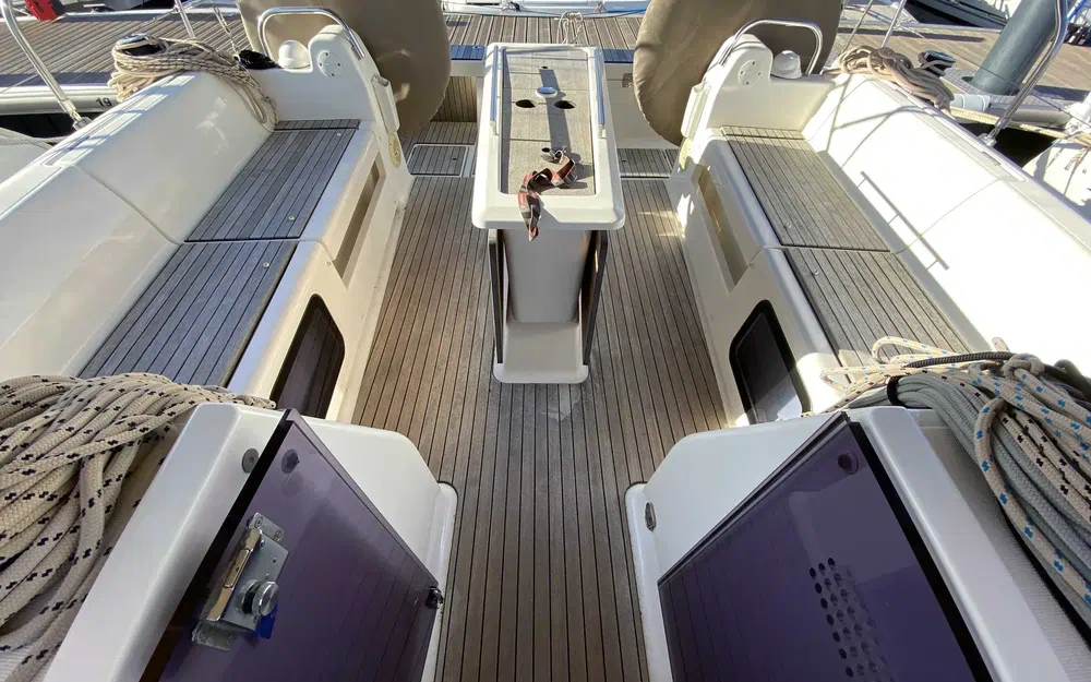 slider 16 Dufour 412 Grand Large