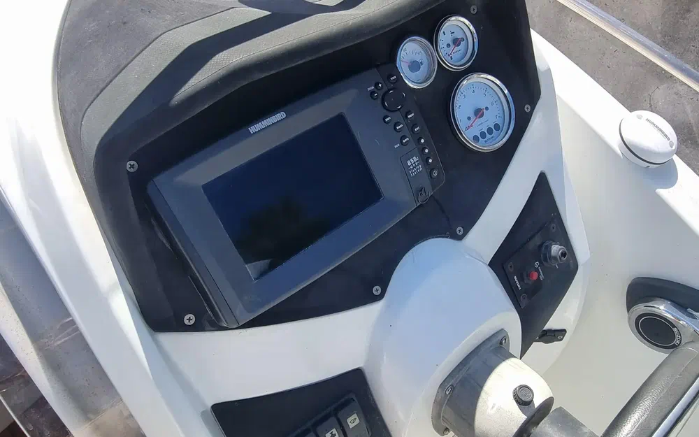 slider 1 Beneteau Flyer 650 Open Flyer 650 Sun Deck
