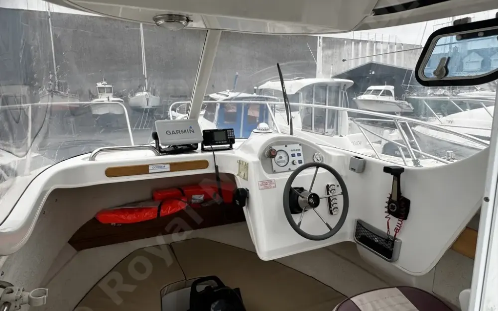 slider 13 Arvor  210