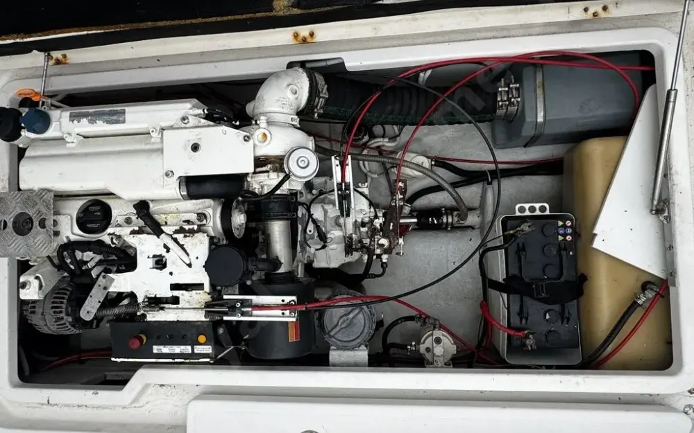 slider 18 Arvor  210