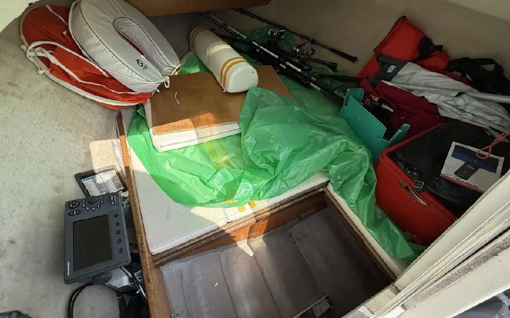 slider 16 Beneteau Flyer 560