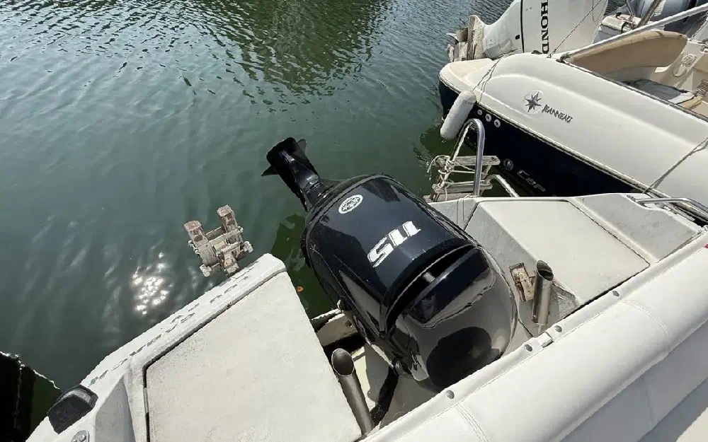 slider 2 Beneteau Flyer 560