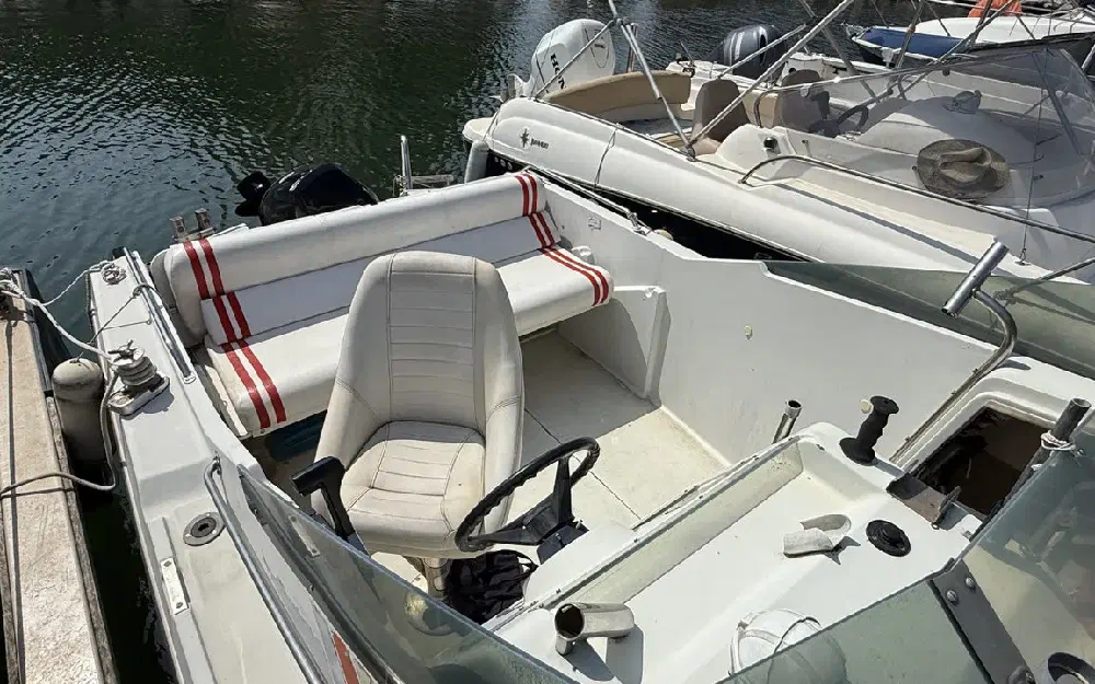 slider 5 Beneteau Flyer 560