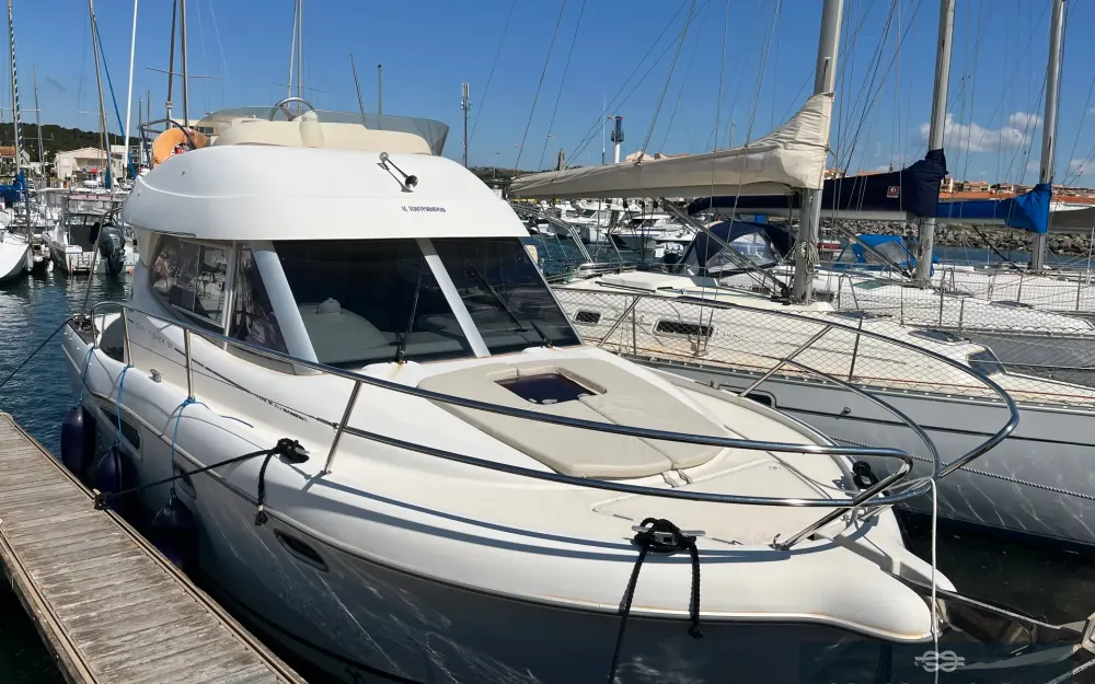 slider 0 Jeanneau Merry Fisher 925
