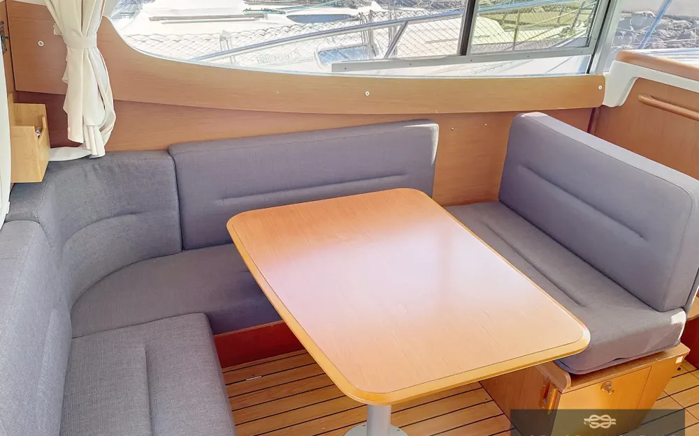 slider 22 Jeanneau Merry Fisher 925
