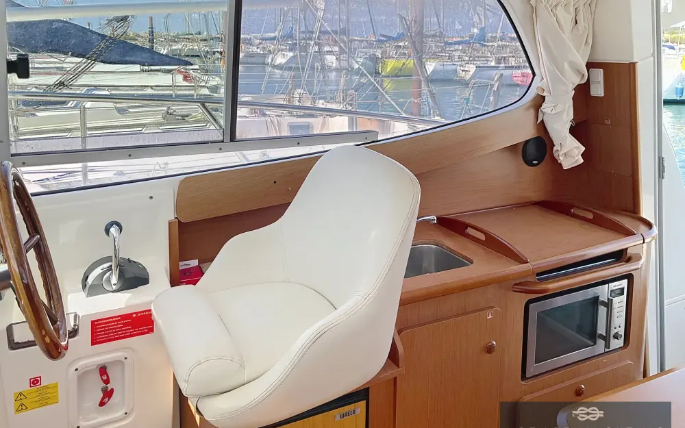 slider 24 Jeanneau Merry Fisher 925
