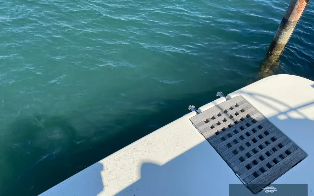 slider 42 Jeanneau Merry Fisher 925
