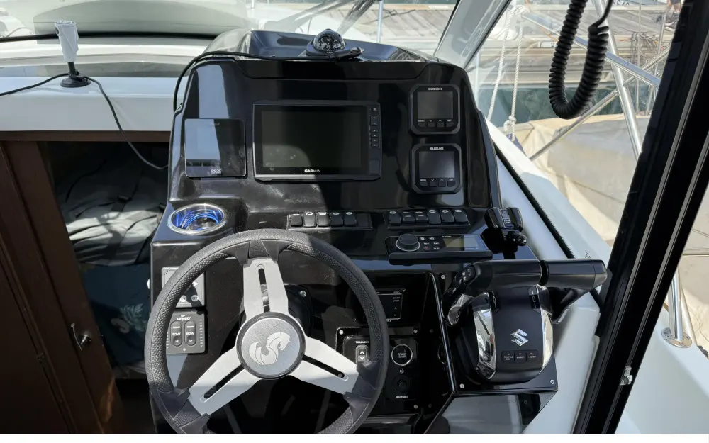 slider 6 Beneteau Antares Serie 9