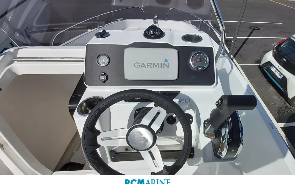 slider 2 Beneteau Flyer 6 SPACEdeck
