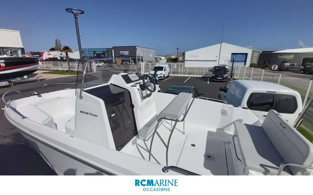 slider 8 Beneteau Flyer 6 SPACEdeck