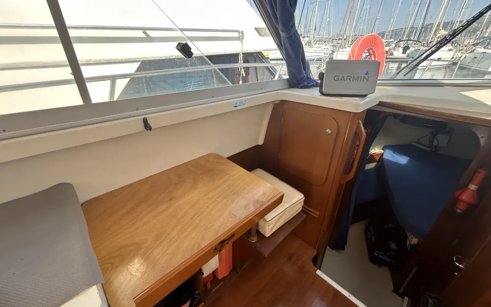 slider 5 Beneteau Antares 805