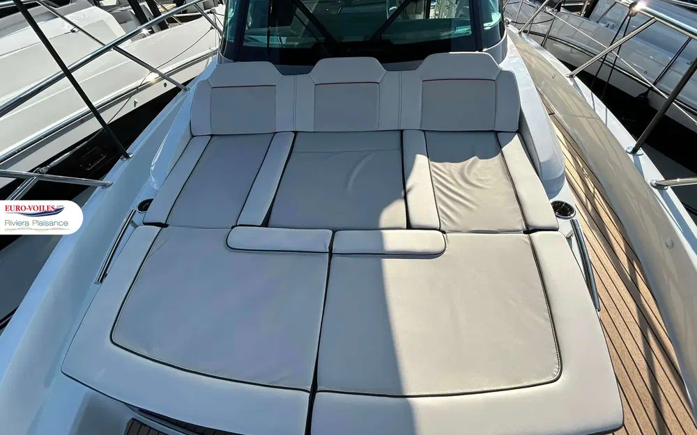 slider 13 Jeanneau Cap Camarat 10.5 WACap Camarat 10.5 Wa Serie 2