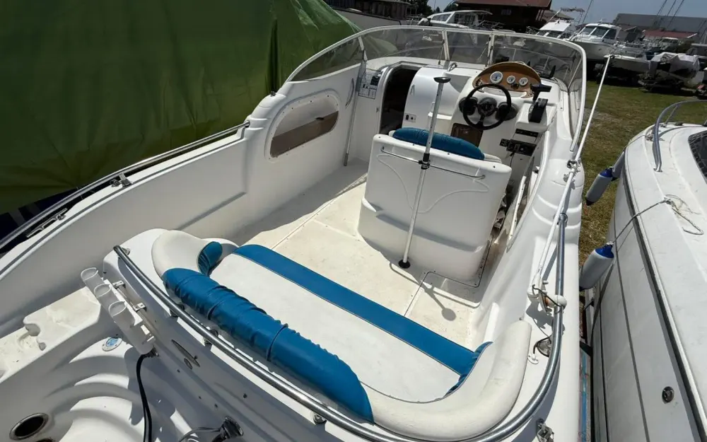 slider 23 Ranieri Sea Lady