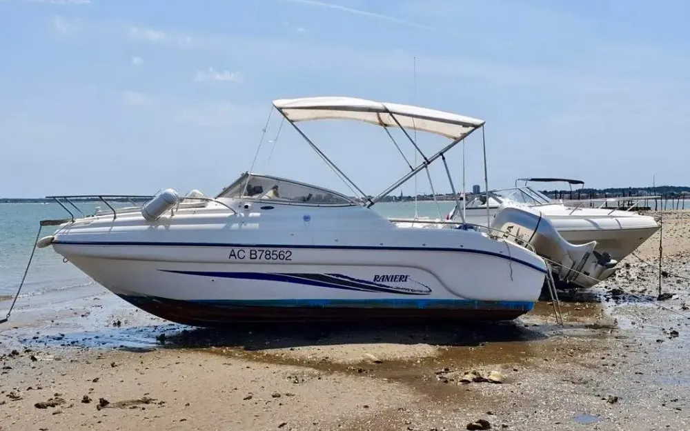 slider 1 Ranieri Sea Lady