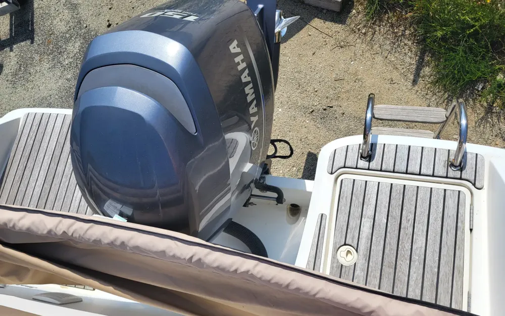 slider 1 Jeanneau Cap Camarat 6.5 WA