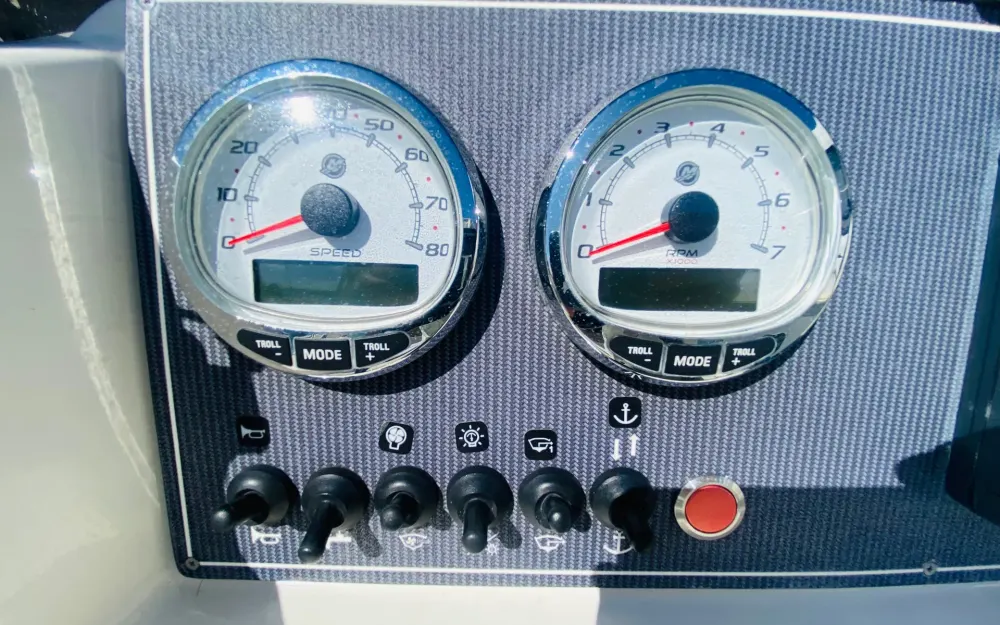 slider 24 Lomac  710 IN