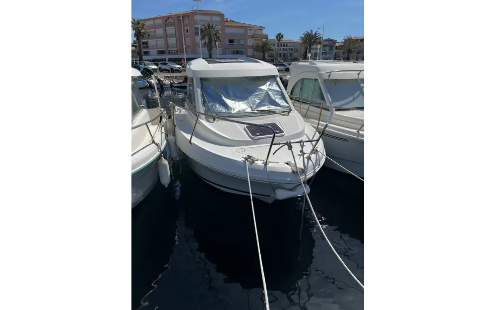 slider 2 Jeanneau Merry Fisher 595