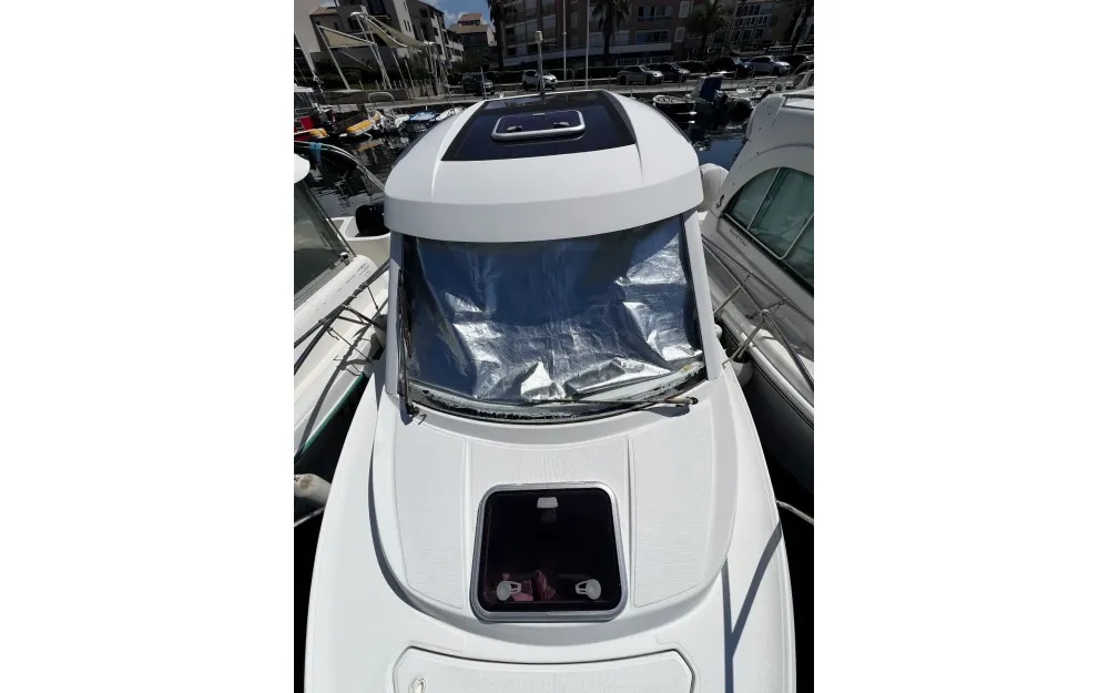 slider 3 Jeanneau Merry Fisher 595