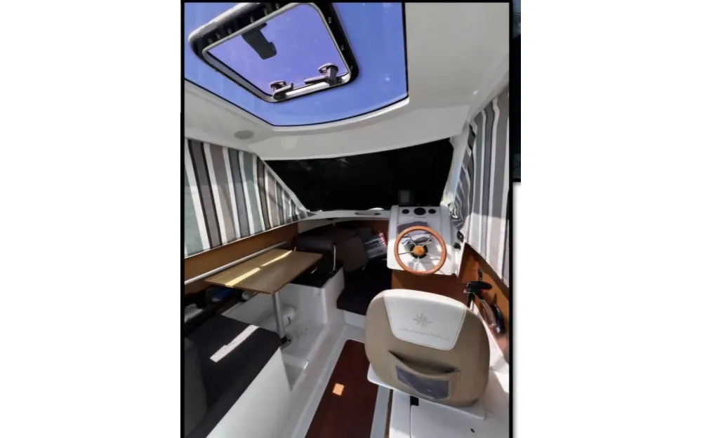 slider 7 Jeanneau Merry Fisher 595