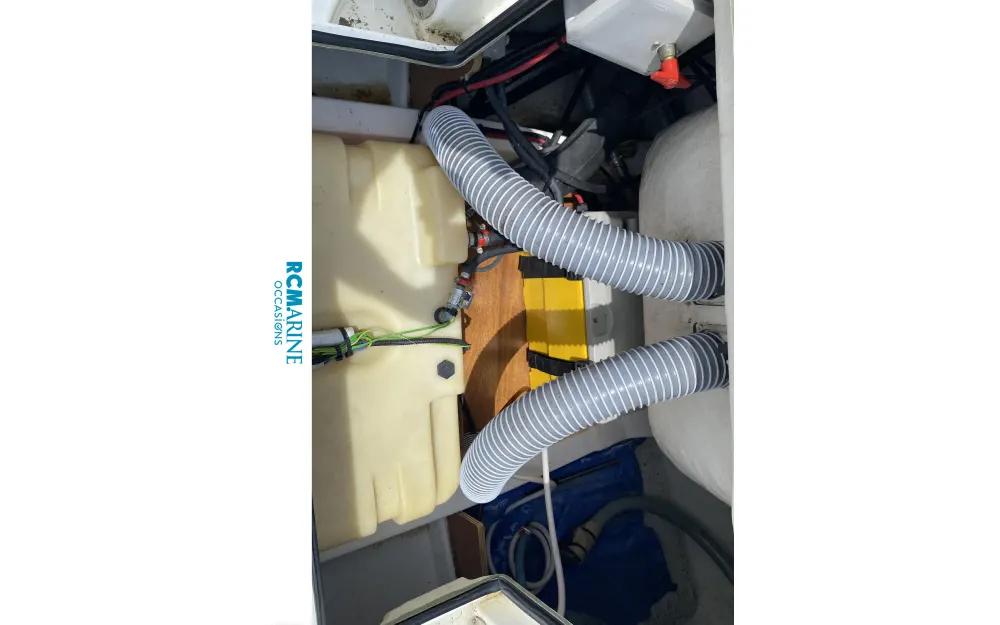 slider 13 Beneteau Flyer 650 Open S2