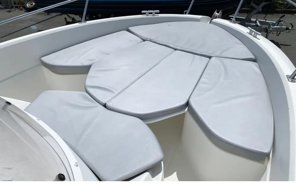 slider 4 Beneteau Flyer 650 Open S2