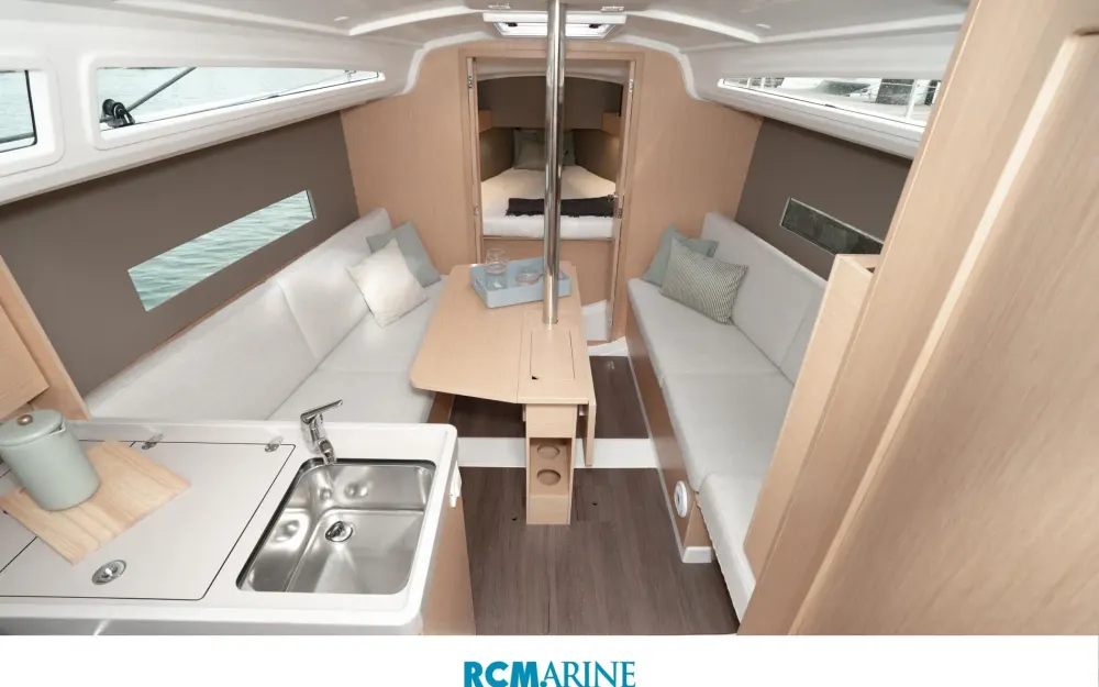 slider 2 Beneteau Oceanis 30.1