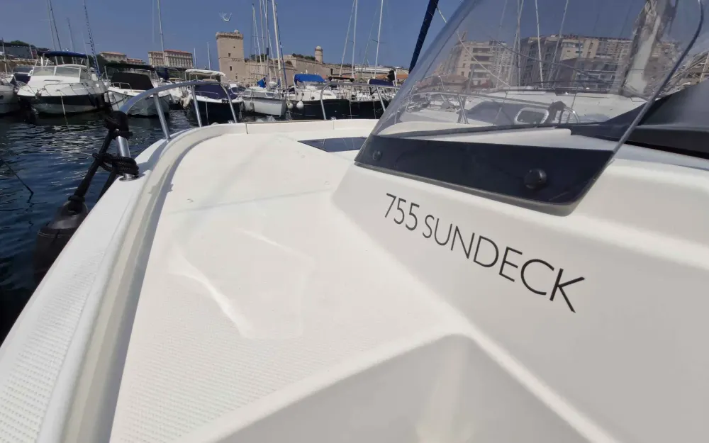 slider 12 Quicksilver Activ 755 Sundeck