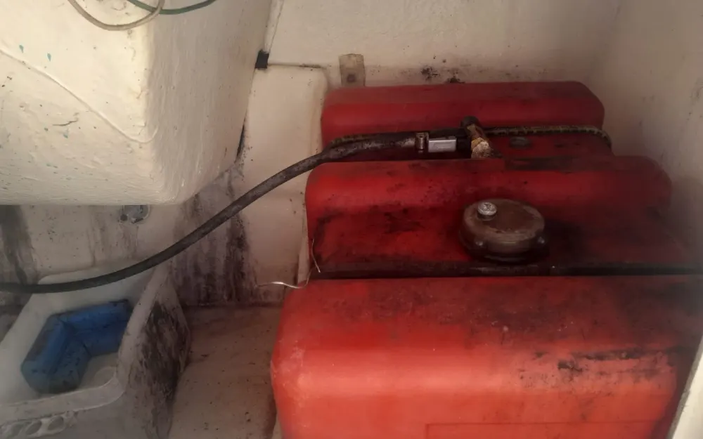slider 9 B2 Marine Cap Ferret 500 Cabin