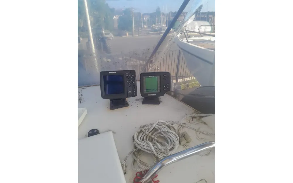 slider 7 B2 Marine Cap Ferret 500 Cabin