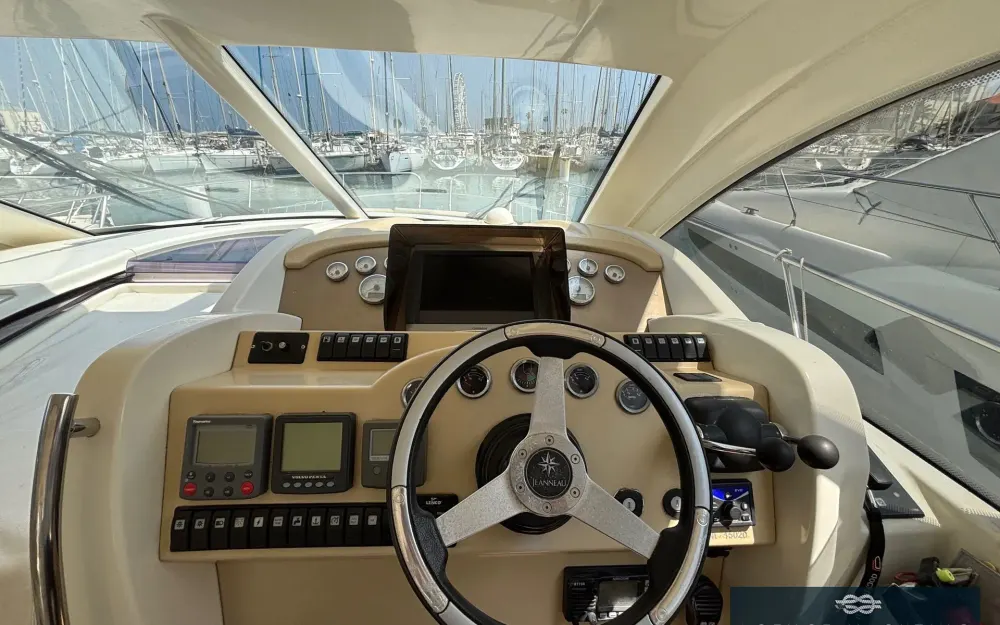slider 32 Jeanneau Prestige 50 S