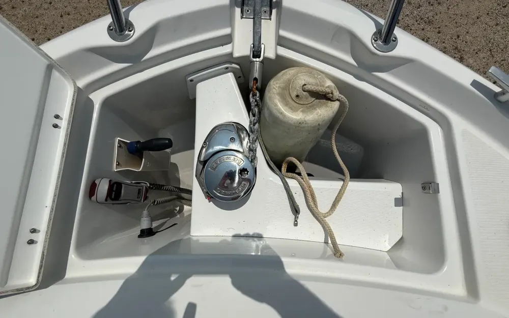slider 11 Beneteau Antares 880 HB