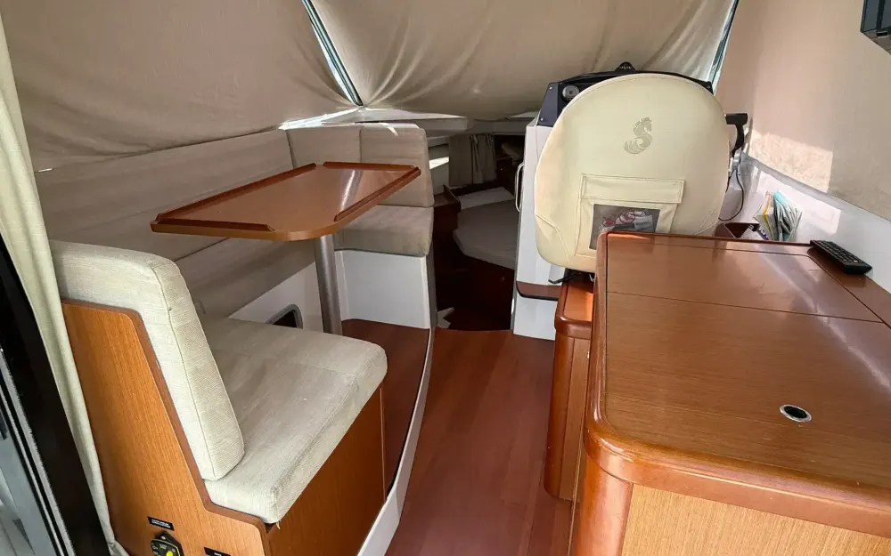 slider 20 Beneteau Antares 880 HB