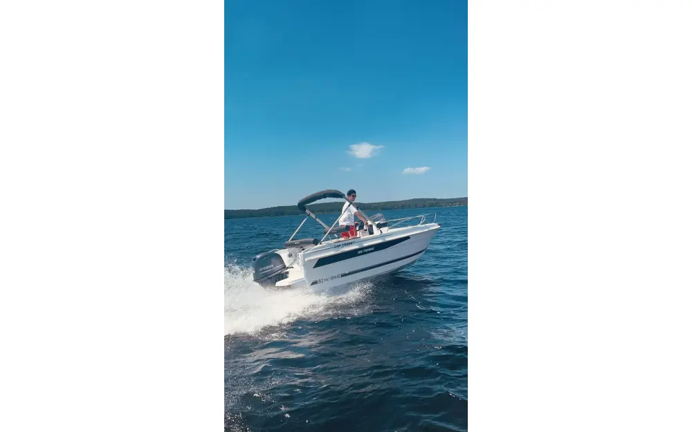 slider 10 B2 Marine Cap Ferret 155 Fishing