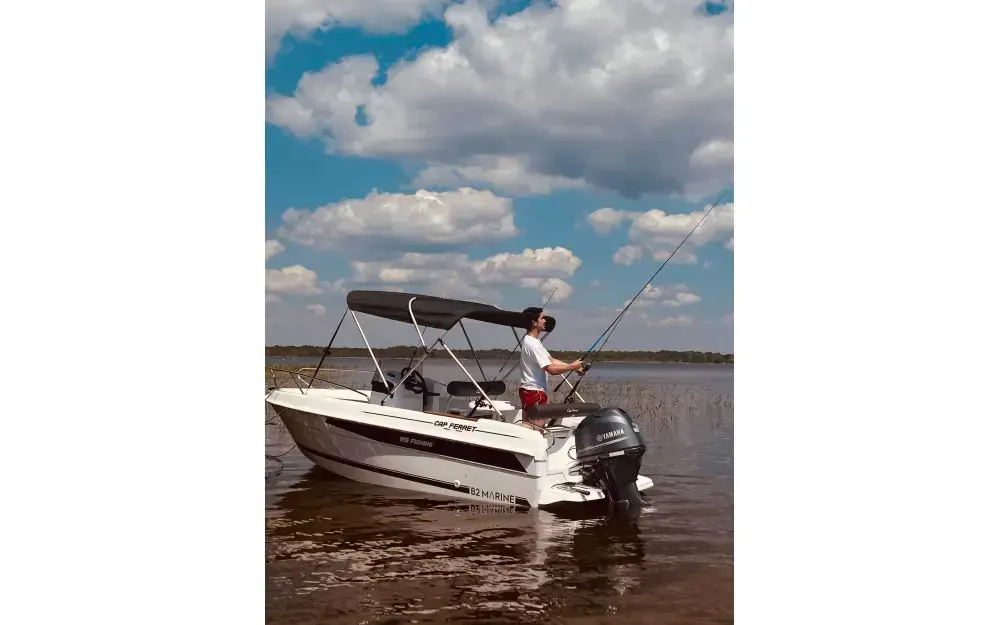 slider 1 B2 Marine Cap Ferret 155 Fishing