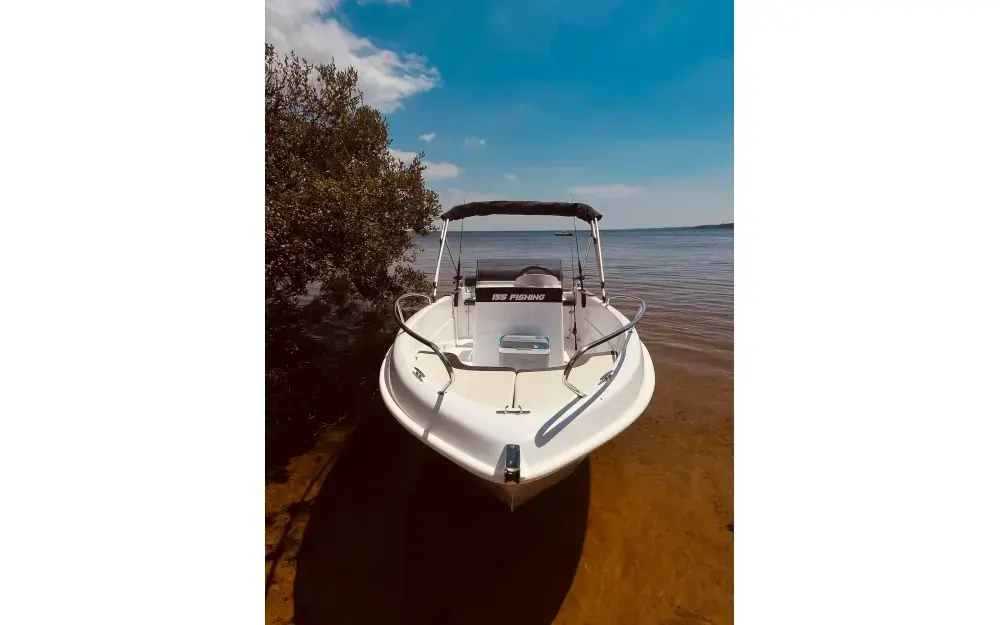 slider 4 B2 Marine Cap Ferret 155 Fishing