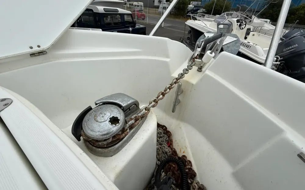 slider 12 Beneteau Flyer 750