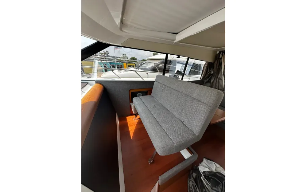 slider 15 Jeanneau NC 11