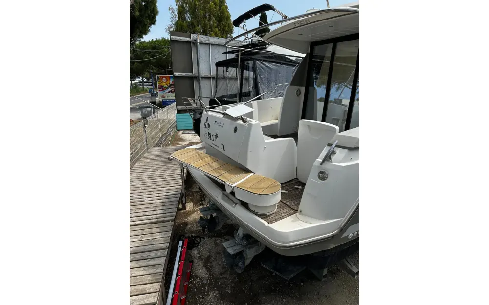 slider 3 Jeanneau NC 11