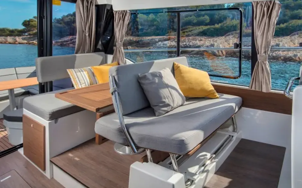 slider 6 Jeanneau Merry Fisher 1095