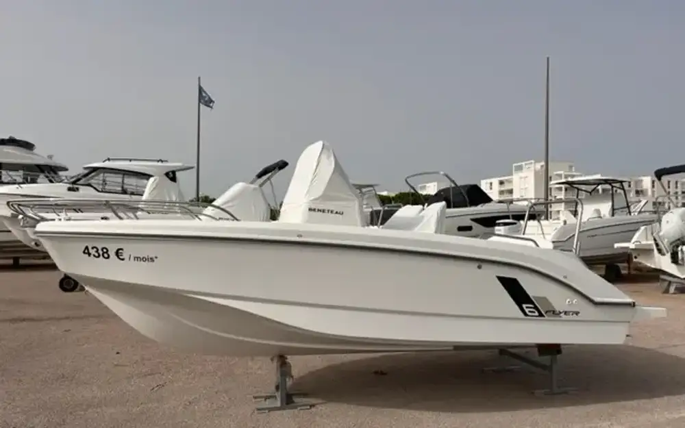 BeneteauFlyer 6 SPACEdeck