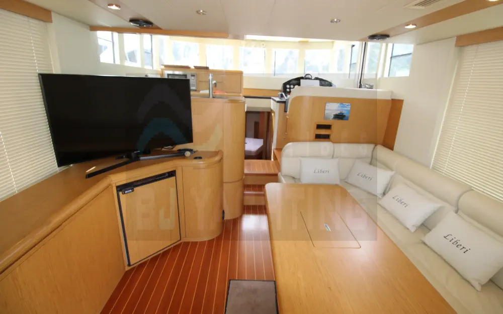 slider 6 Cantieri Estensi Maine 535