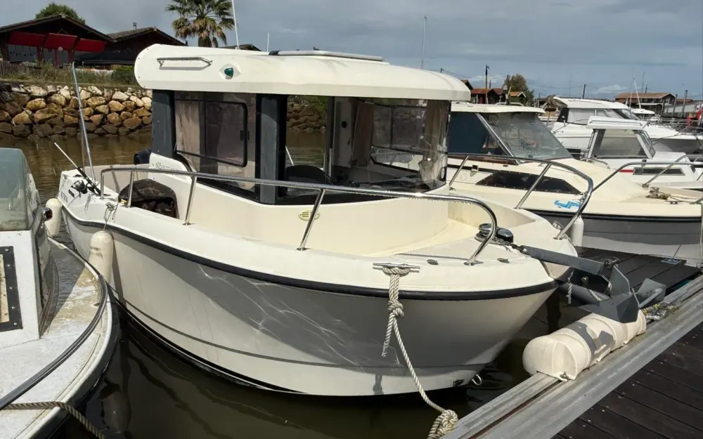 slider 0 Quicksilver  605 Pilothouse