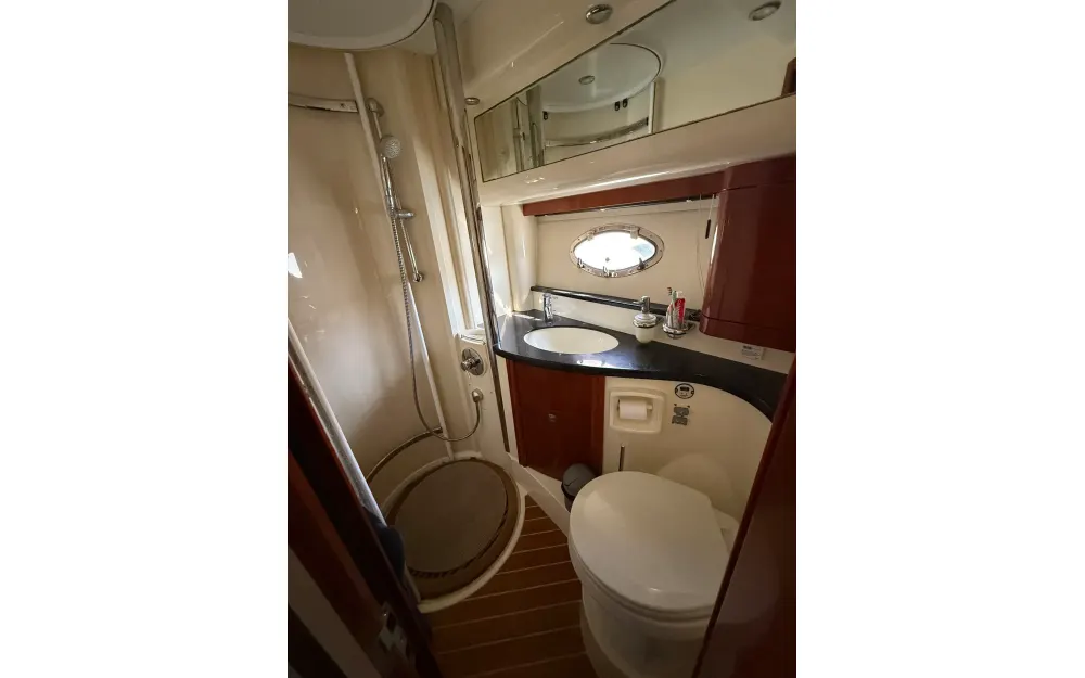 slider 16 Fairline Phantom 40