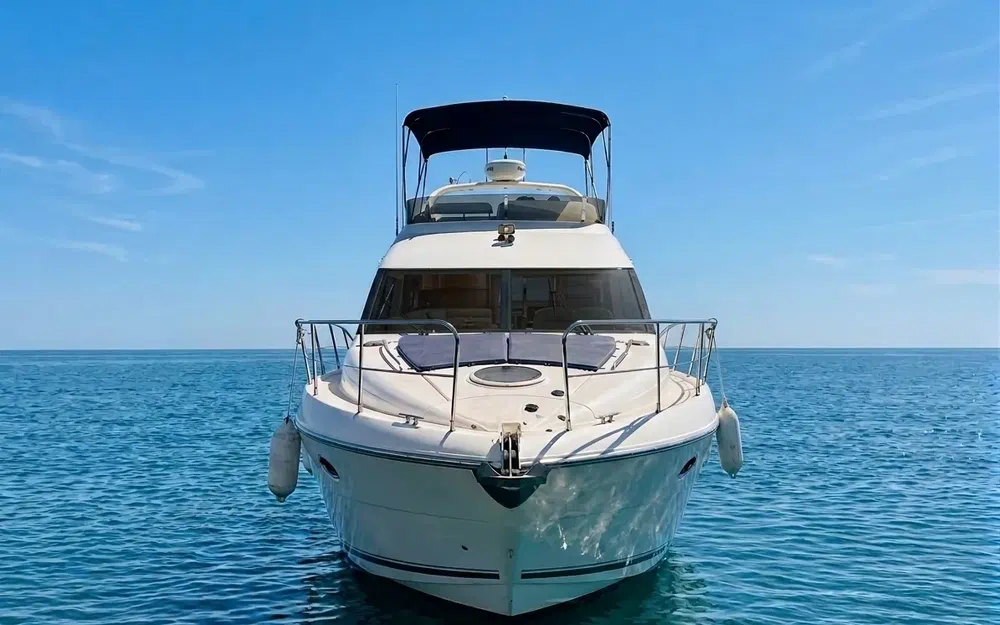 slider 1 Fairline Phantom 40