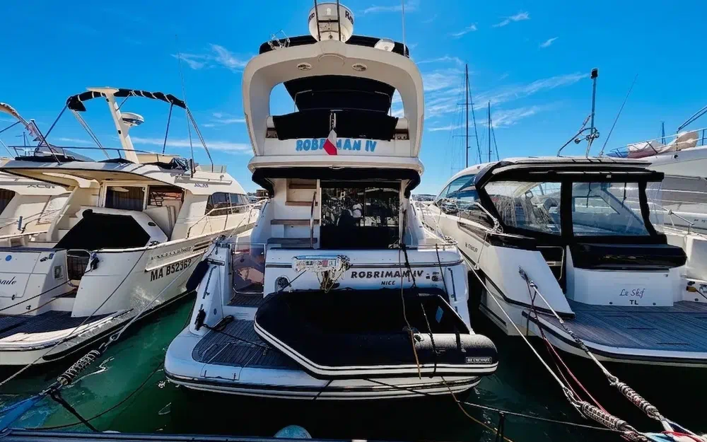 slider 2 Fairline Phantom 40