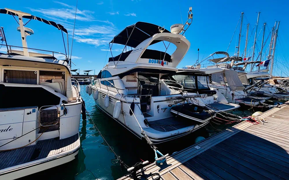 slider 3 Fairline Phantom 40