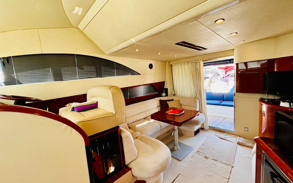 slider 26 Fairline Phantom 40