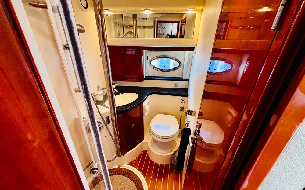 slider 34 Fairline Phantom 40