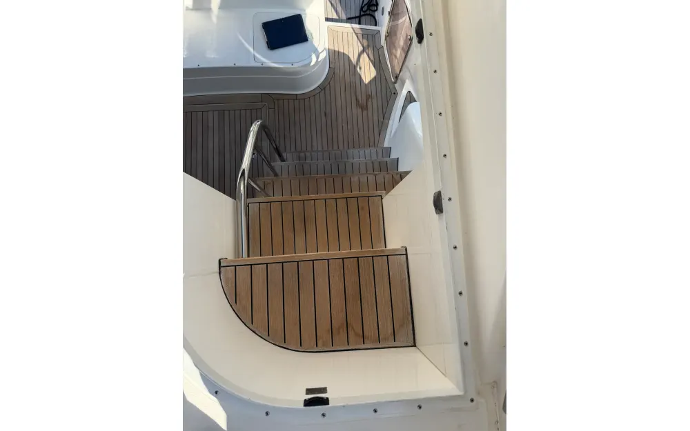 slider 4 Fairline Phantom 40